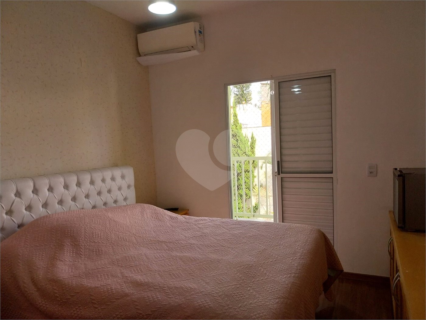 Casa à venda com 3 quartos, sendo 1 suíte, no condomínio Villagio Esperanza, Guarulhos - SP