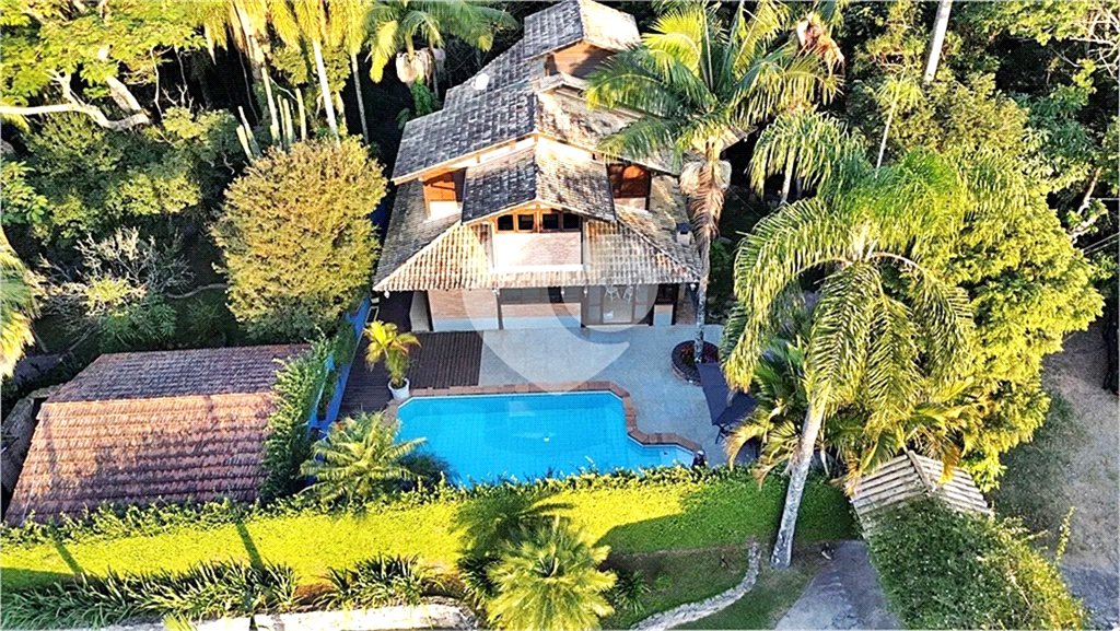 Casa à venda com 4 suítes em Serra da Cantareira, Mairiporã, SP