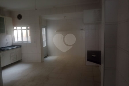 Casa de Vila à venda com 4 quartos, sendo 1 suíte, em Vila Olímpia, São Paulo, SP