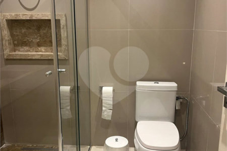 Sobrado à venda com 3 quartos, sendo 1 suíte, em Jardim Vazani, São Paulo, SP