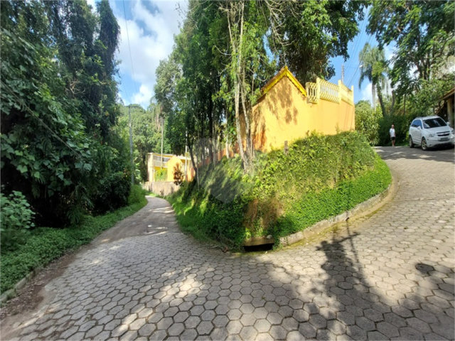 Casa à venda com 3 quartos, sendo 1 suíte,  em Pirucaia, Mairiporã, SP