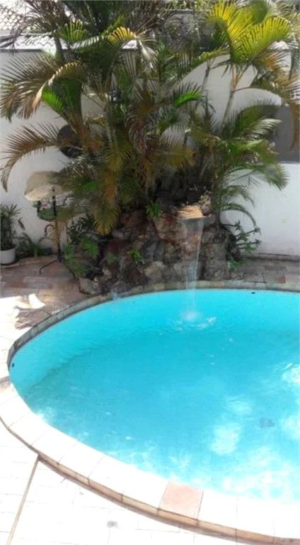 Sobrado à venda com 4 quartos, sendo 2 suítes, em Jardim Leonor, São Paulo, SP