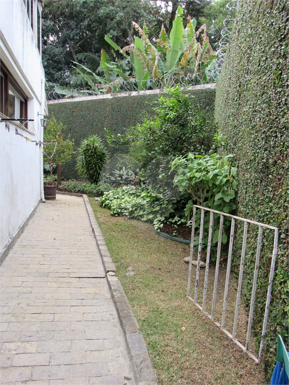 Sobrado à venda com 4 quartos, sendo 2 suítes, em Tremembé, São Paulo, SP