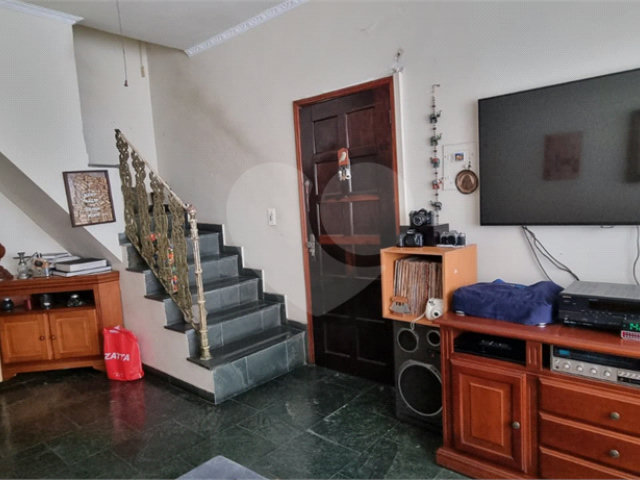 Sobrado à venda com 2 quartos em Tremembé, São Paulo, SP