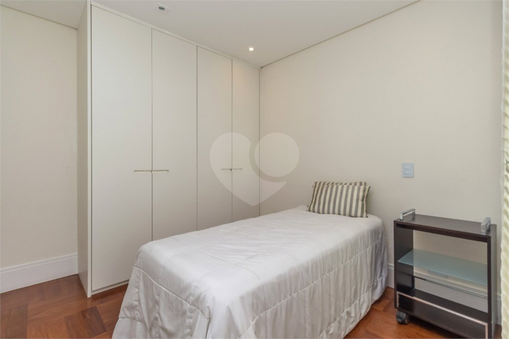 Apartamento à venda com 4 suítes em Campo Belo, São Paulo, SP