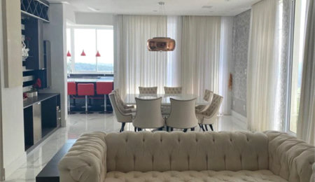 Casa à venda com 4 quartos, sendo 3 suítes, no condomínio Brisa 1, Mogi das Cruzes - SP