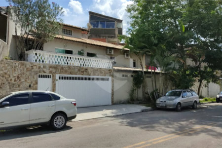 Sobrado à venda com 3 quartos, sendo 1 suíte, em Parque Cidade Jardim Ii, Jundiaí, SP