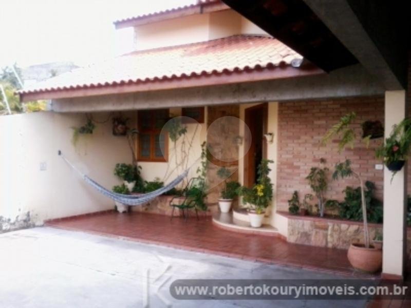 Casa à venda com 4 quartos em Parque Morumbi, Votorantim, SP