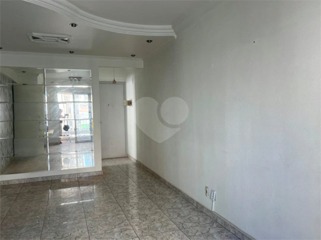 Apartamento à venda com 2 quartos, sendo 1 suíte,  em Santana, São Paulo, SP