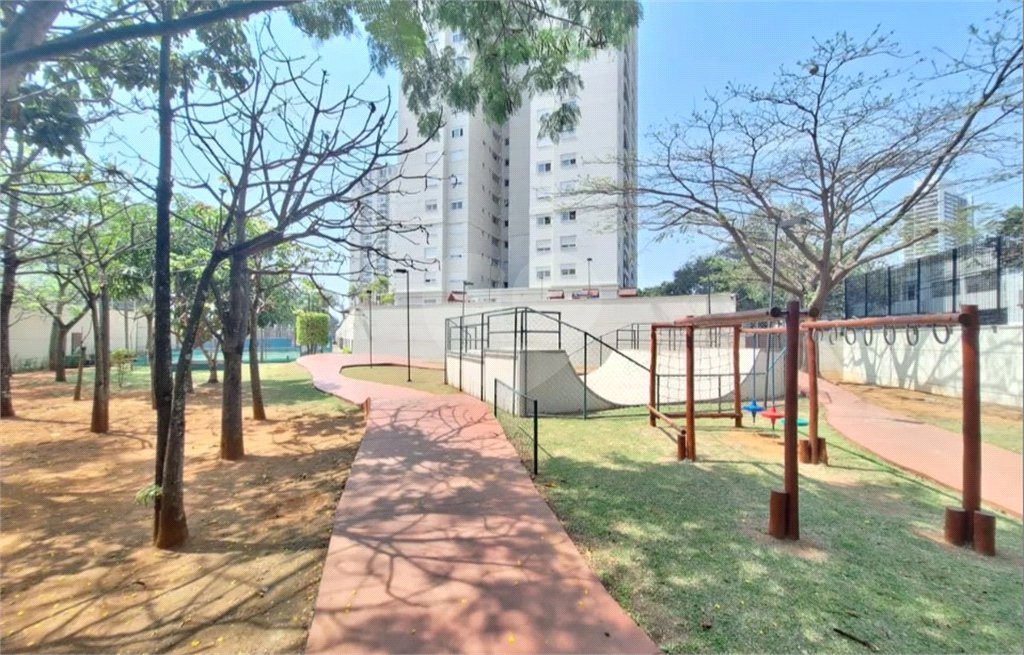 Apartamento para alugar com 3 quartos, sendo 1 suíte, em Água Branca, São Paulo, SP