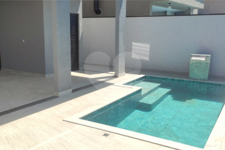 Casa à venda com 3 quartos, sendo 1 suíte,  no condomínio Reserva do Vale, Caçapava - SP