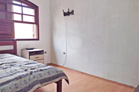 Casa à venda com 5 quartos, sendo 1 suíte, em Água Fria, São Paulo, SP
