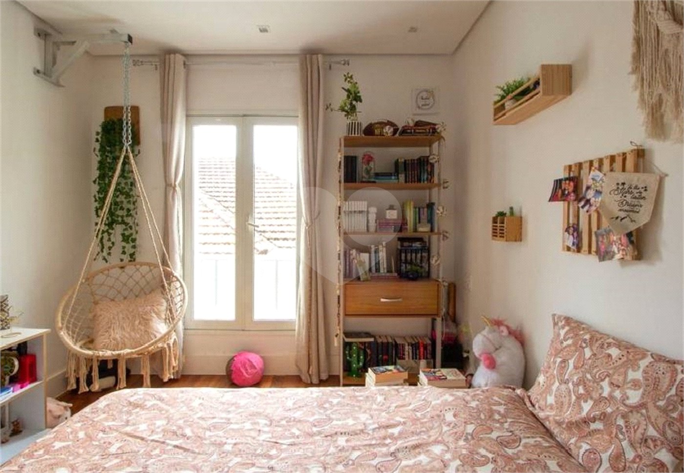 Casa à venda com 4 suítes no condomínio Outeiro, São Paulo - SP