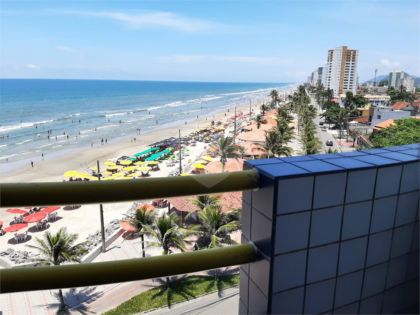Apartamento à venda com 2 quartos, sendo 1 suíte, em Vera Cruz, Mongaguá, SP