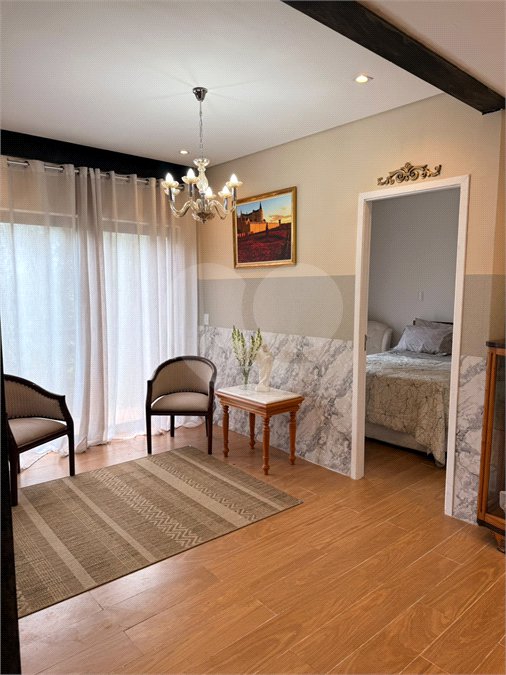 Casa à venda com 4 quartos, sendo 1 suíte,  no condomínio Alpes da Cantareira, Mairiporã - SP