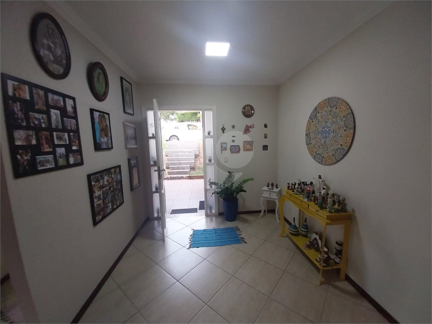 Casa Térrea Disponível para Locação e Venda no Condomínio Vilaggio Capriccio
