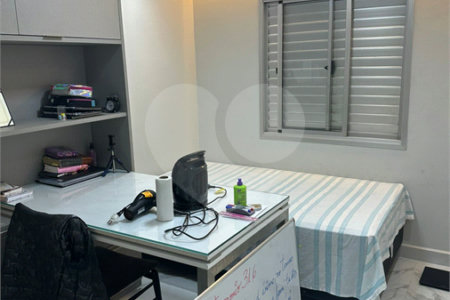 Apartamento à venda com 3 quartos, sendo 1 suíte, em Tatuapé, São Paulo, SP