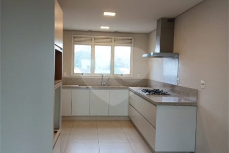 Apartamento à venda com 4 suítes em Anhangabaú, Jundiaí, SP