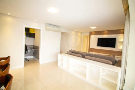 Apartamento à venda com 3 suítes em Jardim Dom Bosco, São Paulo, SP