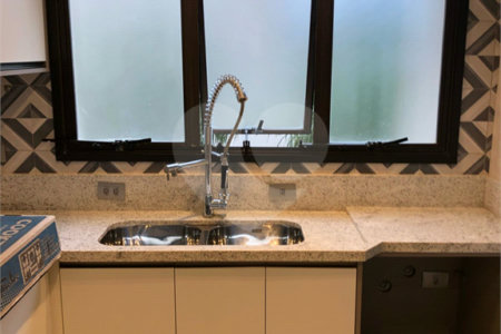 Apartamento à venda com 4 suítes em Vila Suzana, São Paulo, SP