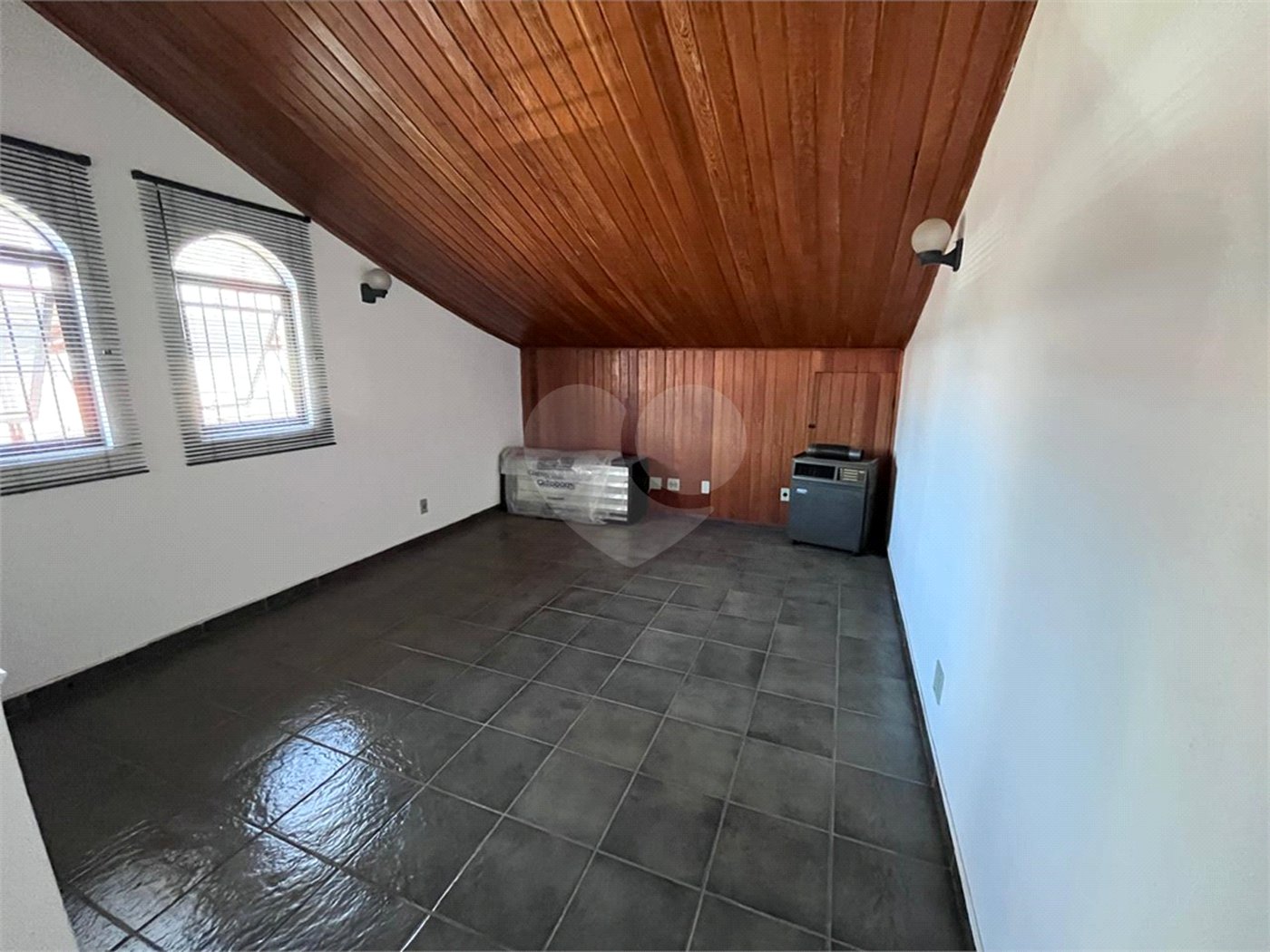 Casa à venda com 3 quartos, sendo 1 suíte, em Jardim São Paulo(zona Norte), São Paulo, SP