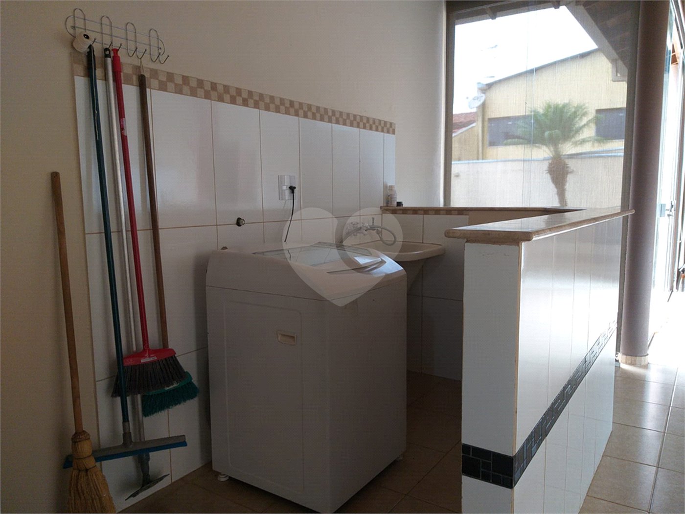 Casa à venda com 3 quartos, sendo 2 suítes, em Jardim das Estações (vila Xavier), Araraquara, SP