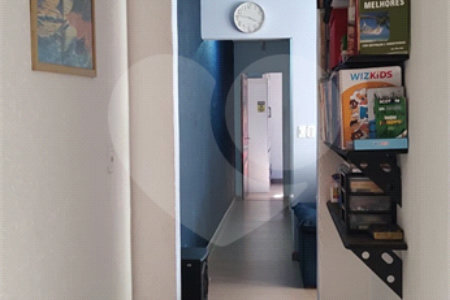 Sobrado à venda com 3 quartos em Vila Maria de Maggi, Suzano, SP