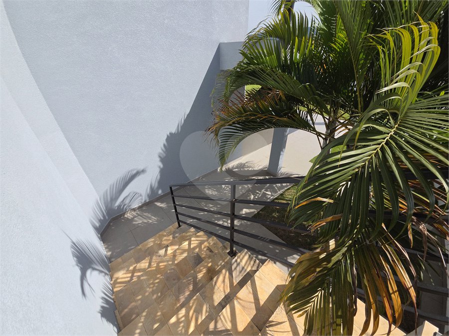 Casa à venda com 3 suítes no condomínio Village Ipanema I, Araçoiaba da Serra - SP