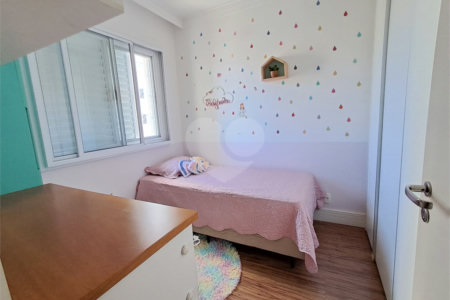 Apartamento à venda com 3 quartos, sendo 1 suíte, em Água Branca, São Paulo, SP