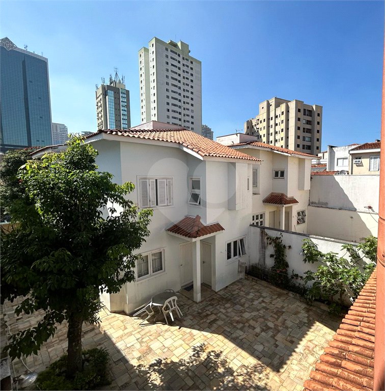 Sobrado à venda com 4 quartos, sendo 2 suítes, em Cidade Mãe do Céu, São Paulo, SP