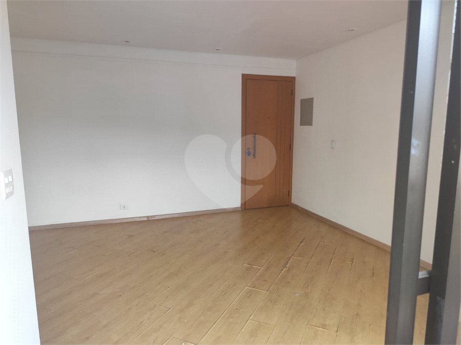 Apartamento à venda com 2 quartos em Horto, São Paulo, SP