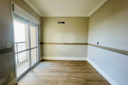 Apartamento à venda com 3 suítes em Vila Gilda, Santo André, SP