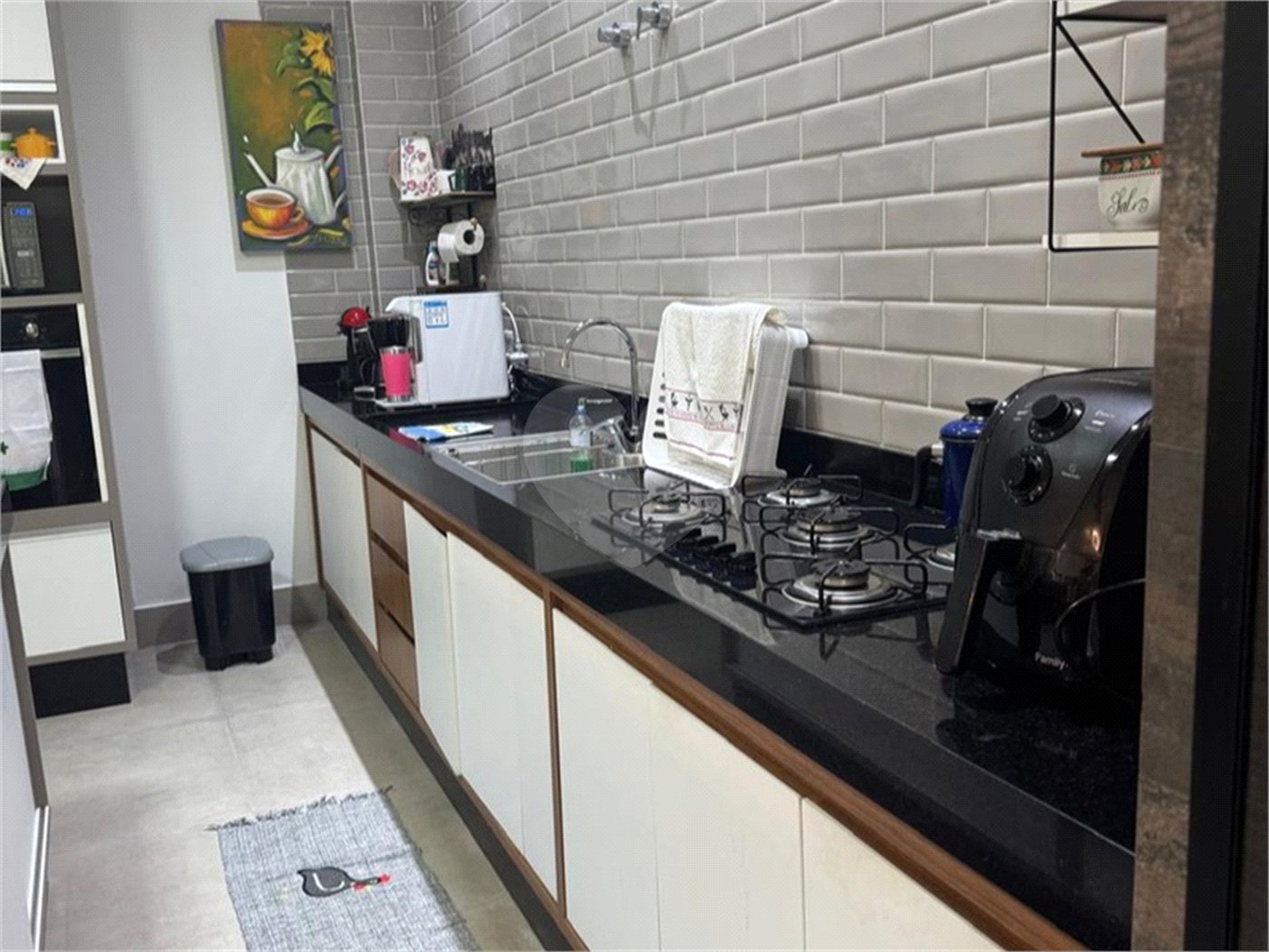 Casa à venda com 3 quartos, sendo 1 suíte,  no condomínio Campos do Conde, Sorocaba - SP