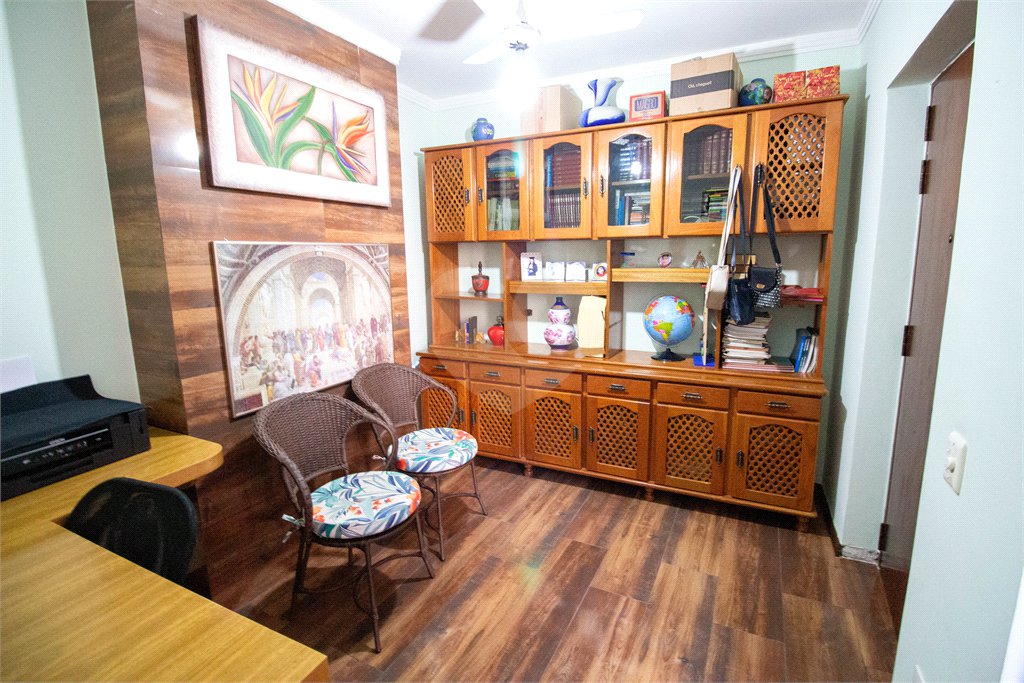 Casa à venda ou para alugar com 4 quartos, sendo 1 suíte, no Centro, São Roque, SP