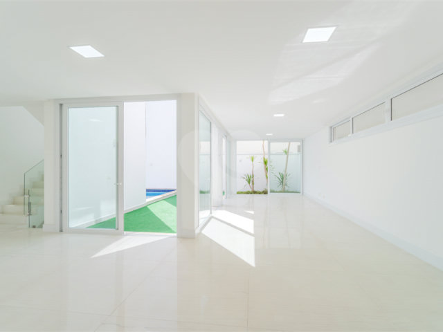 Casa à venda com 4 suítes no condomínio Villagio Quadrifolio, São Paulo - SP