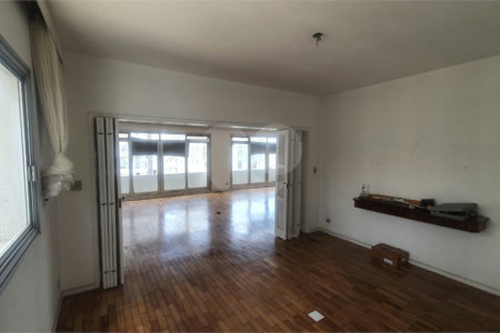 Apartamento à venda com 3 quartos, sendo 2 suítes, em Jardim Paulista, São Paulo, SP