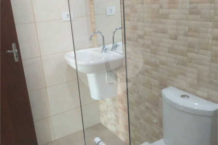 Sobrado à venda com 3 quartos, sendo 1 suíte,  em Jardim Universo, Mogi das Cruzes, SP