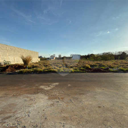 Terreno comercial com 260m2, próximo da rodovia Washington Luiz, em São Carlos.