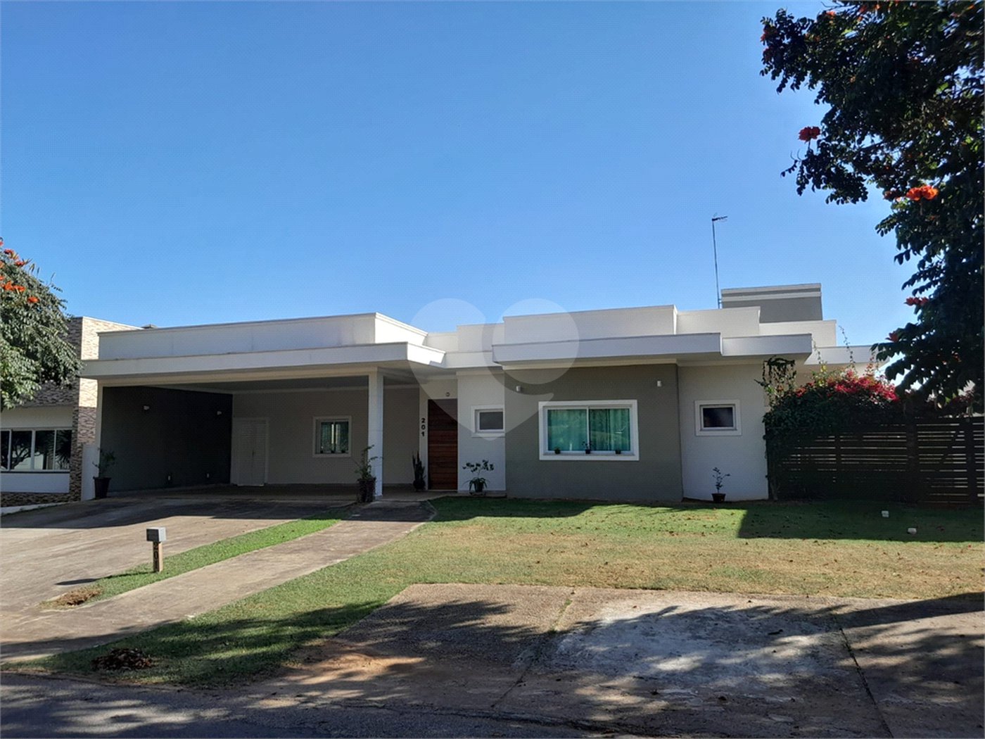 Casa à venda com 3 suítes no condomínio Village Ipanema 1, Araçoiaba da Serra - SP