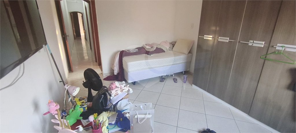 Casa à venda com 4 quartos, sendo 3 suítes, em Jardim Vila Galvão, Guarulhos, SP