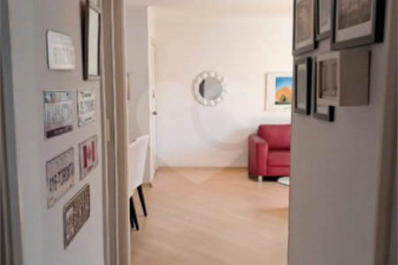 Apartamento à venda com 2 quartos em Moema, São Paulo, SP