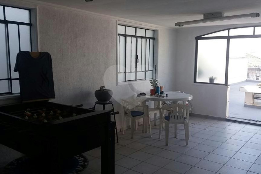 Casa à venda com 3 quartos, sendo 1 suíte, em Santana, São Paulo, SP