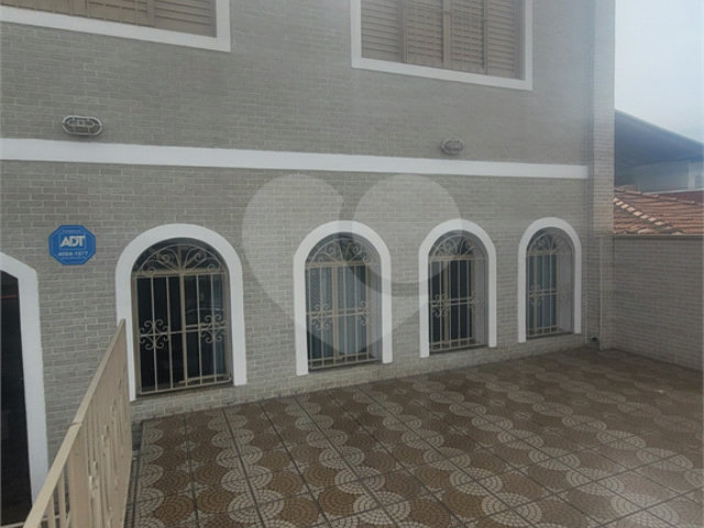 Sobrado à venda ou para alugar com 4 quartos, sendo 1 suíte,  em Vila Gustavo, São Paulo, SP