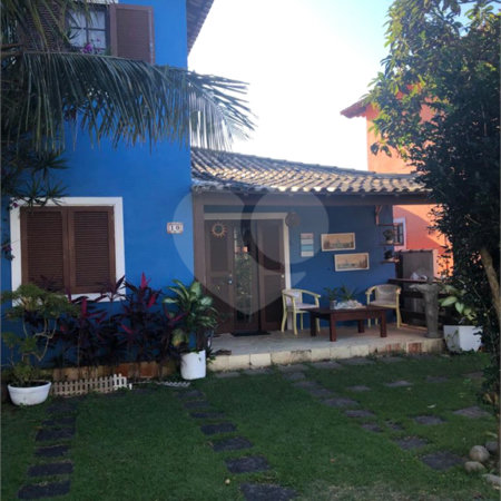 Casa à venda com 3 quartos, sendo 1 suíte,  em Praia Rasa, Armação dos Búzios, RJ