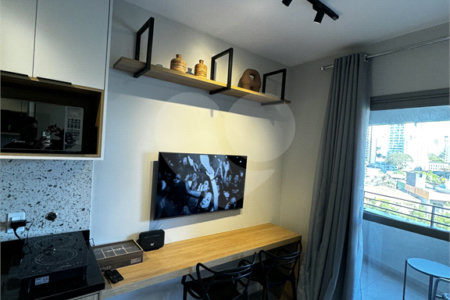 Apartamento à venda com 1 quarto em Jardim das Acácias, São Paulo, SP