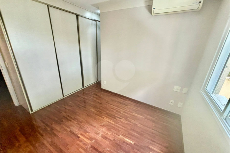 Apartamento à venda com 3 quartos, sendo 2 suítes, em Vila Irmãos Arnoni, São Paulo, SP