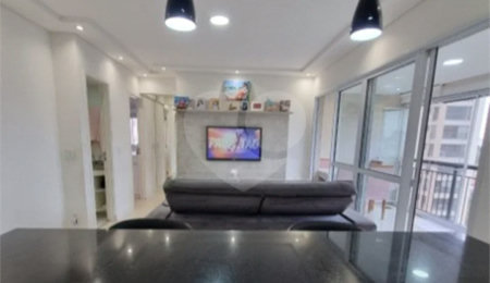 Apartamento à venda com 3 quartos, sendo 1 suíte,  em Jardim Leonor Mendes de Barros, São Paulo, SP