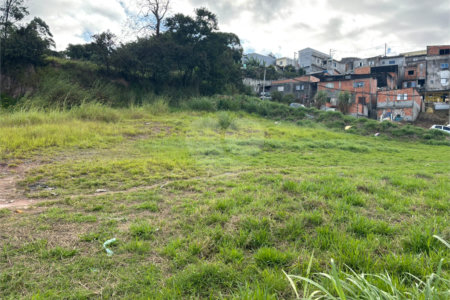 Terreno à venda em Vila Anchieta, Poá, SP