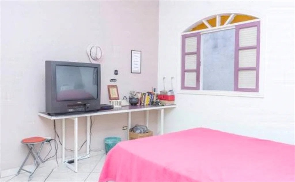 Sobrado à venda com 3 quartos, sendo 1 suíte, em Jardim Monte Kemel, São Paulo, SP