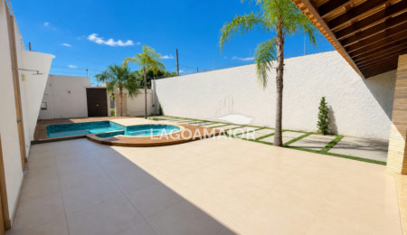 Casa à venda com 3 quartos, sendo 1 suíte, em Jardim Alvorada, Três Lagoas - MS